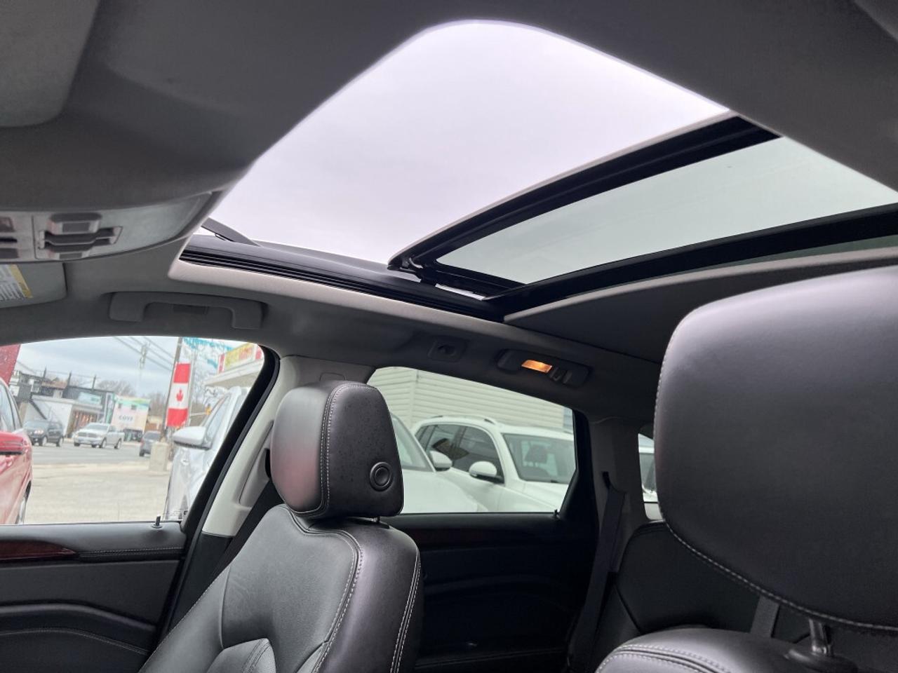 2014 Cadillac SRX All-wheel Drive 4dr Luxury Photo