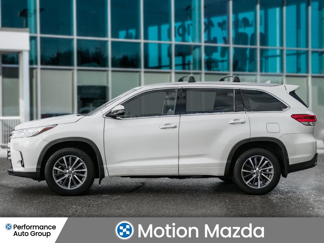 2018 Toyota Highlander AWD XLE   Nav   Sunroof   8 Passenger Photo2