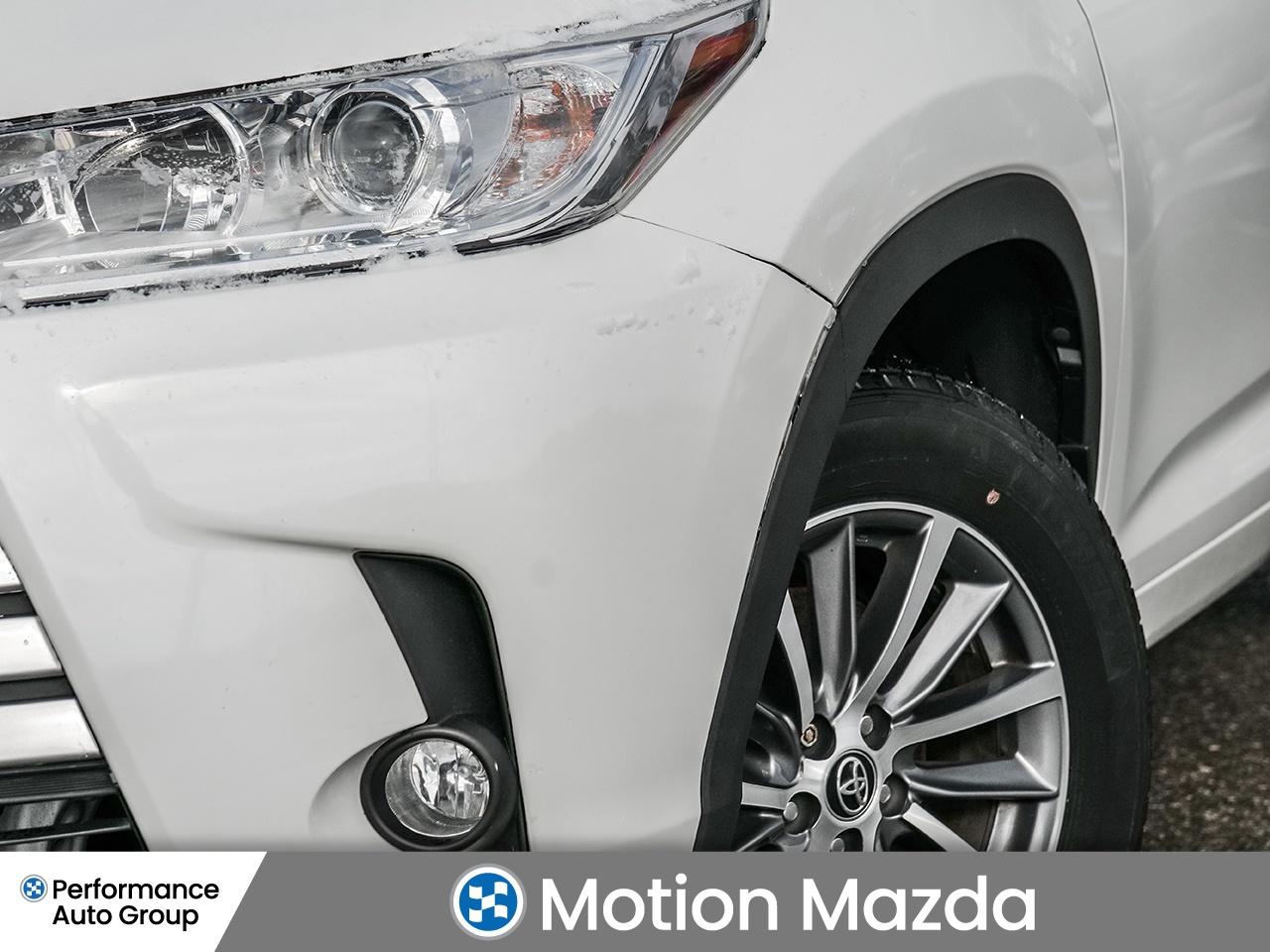 2018 Toyota Highlander AWD XLE   Nav   Sunroof   8 Passenger Photo