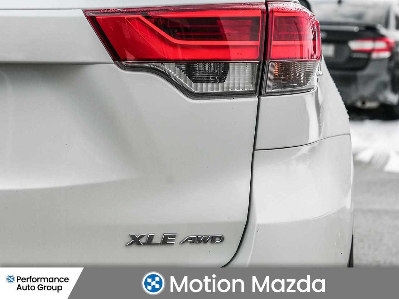 2018 Toyota Highlander AWD XLE   Nav   Sunroof   8 Passenger Photo