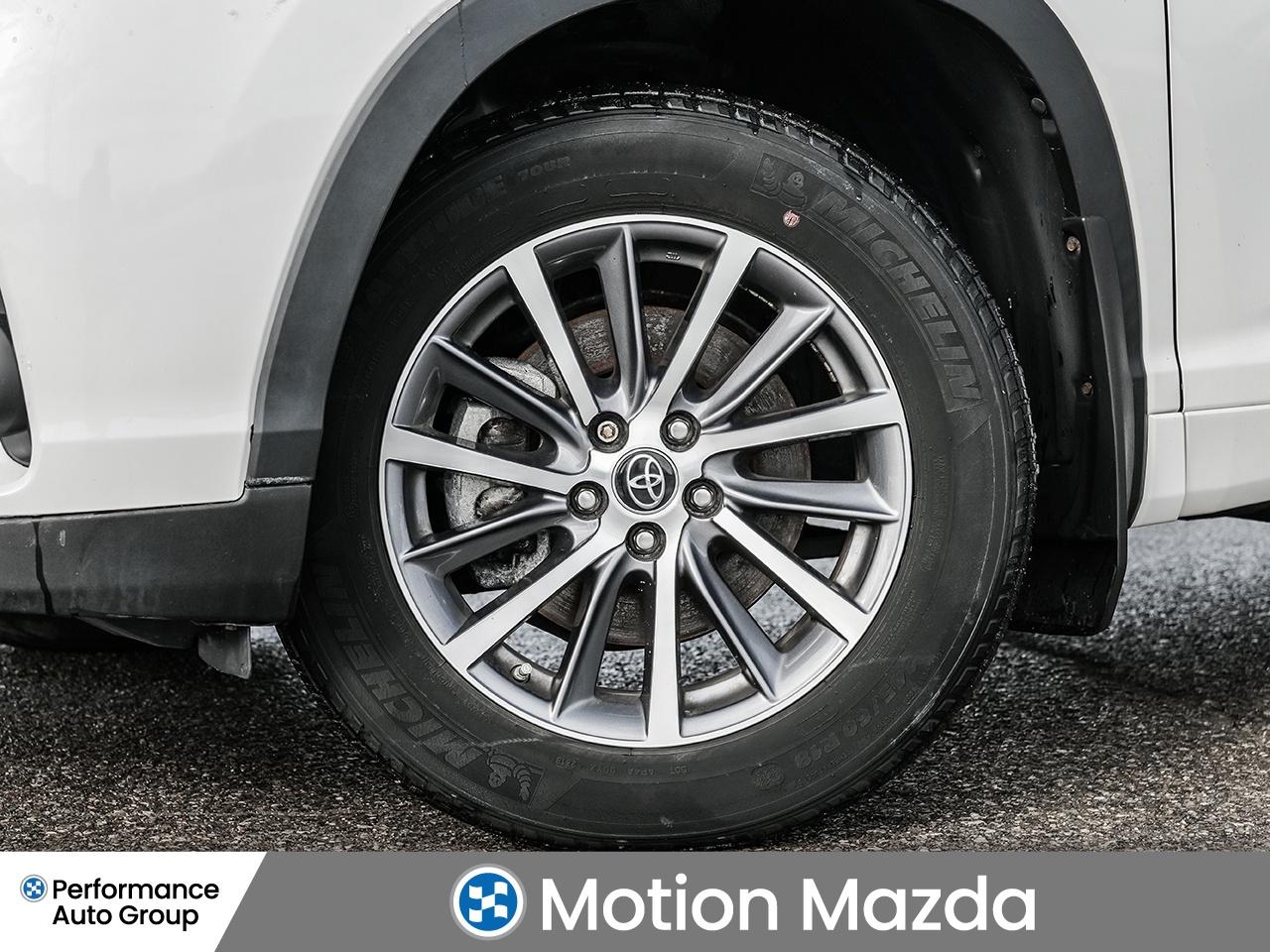 2018 Toyota Highlander AWD XLE   Nav   Sunroof   8 Passenger Photo