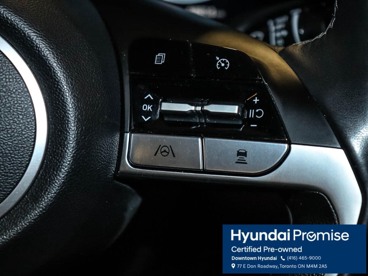 2023 Hyundai Elantra Luxury IVT Photo