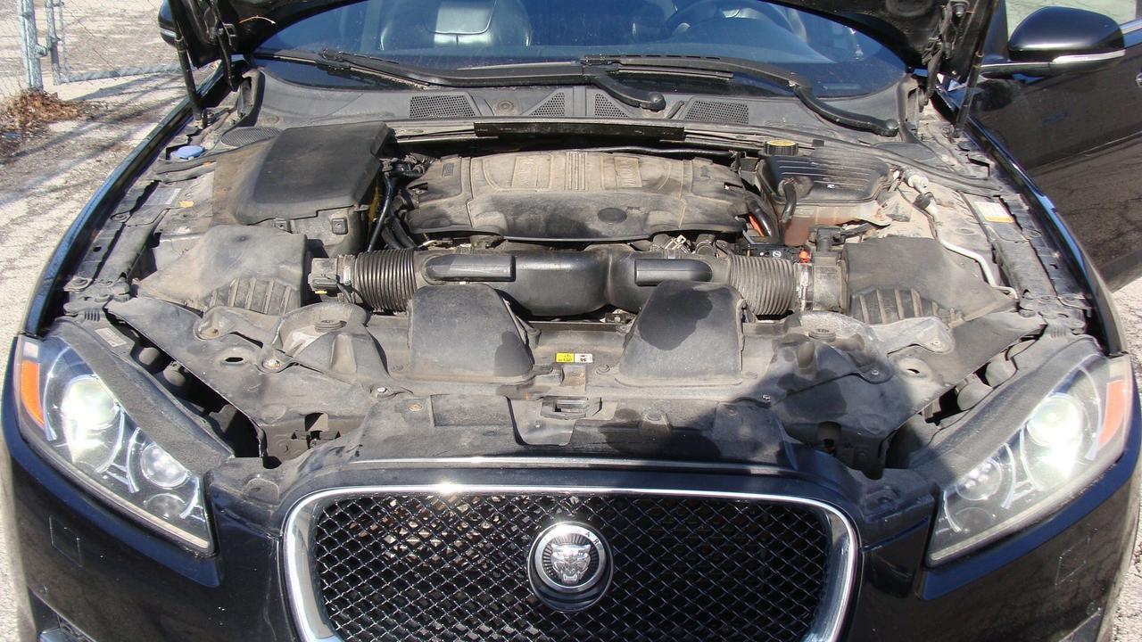 2013 Jaguar F-Type 4dr Sdn V6 AWD*NEW PRICE!*DRIVES WELL!* Photo