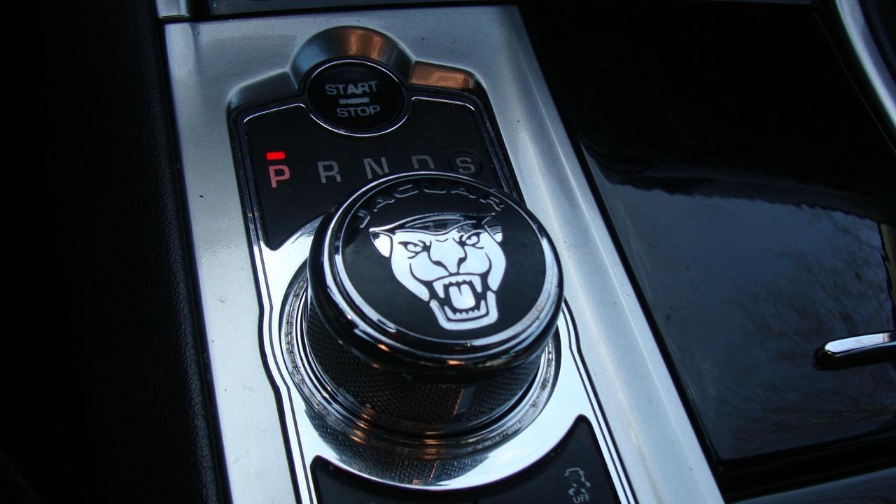 2013 Jaguar F-Type 4dr Sdn V6 AWD*NEW PRICE!*DRIVES WELL!* Photo