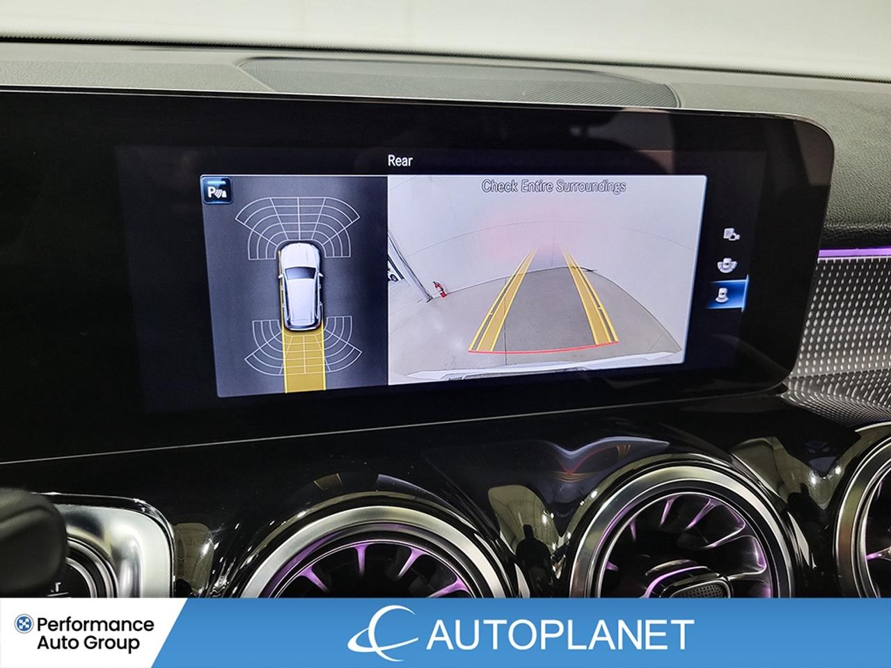 2023 Mercedes-Benz GLB 4MATIC, Pano Roof, Heated Seats, Android Auto! Photo