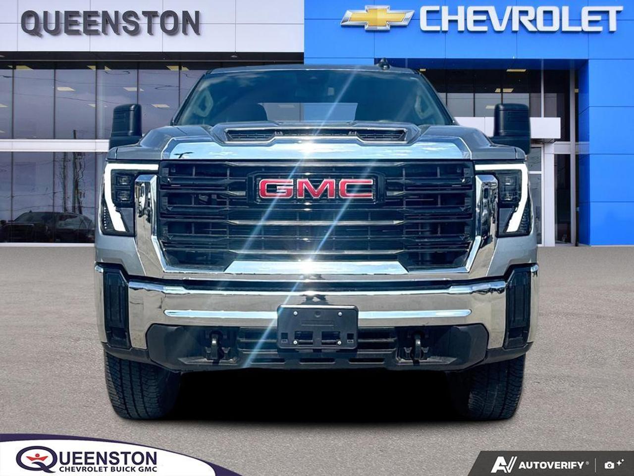 2025 GMC SIERRA 2500HD Pro   NO CLAIMS   6.6L V8 GAS   APPLE CARPLAY Photo