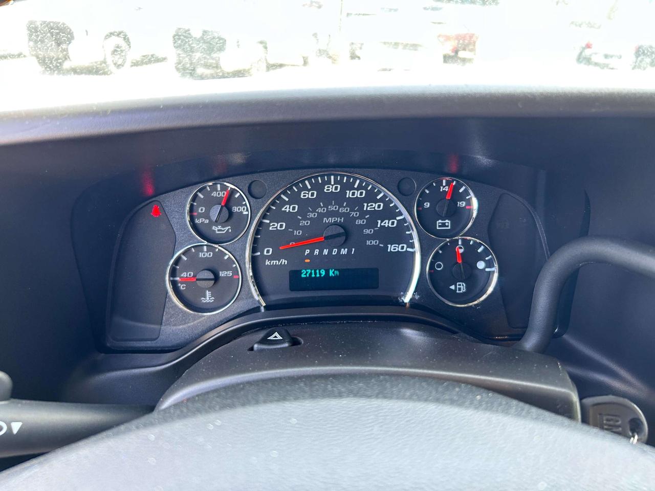 2024 Chevrolet Express RWD 2500 135 Photo