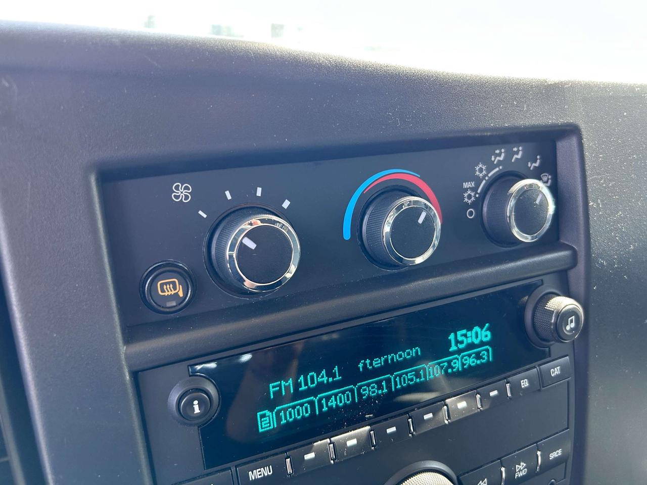 2024 Chevrolet Express RWD 2500 135 Photo
