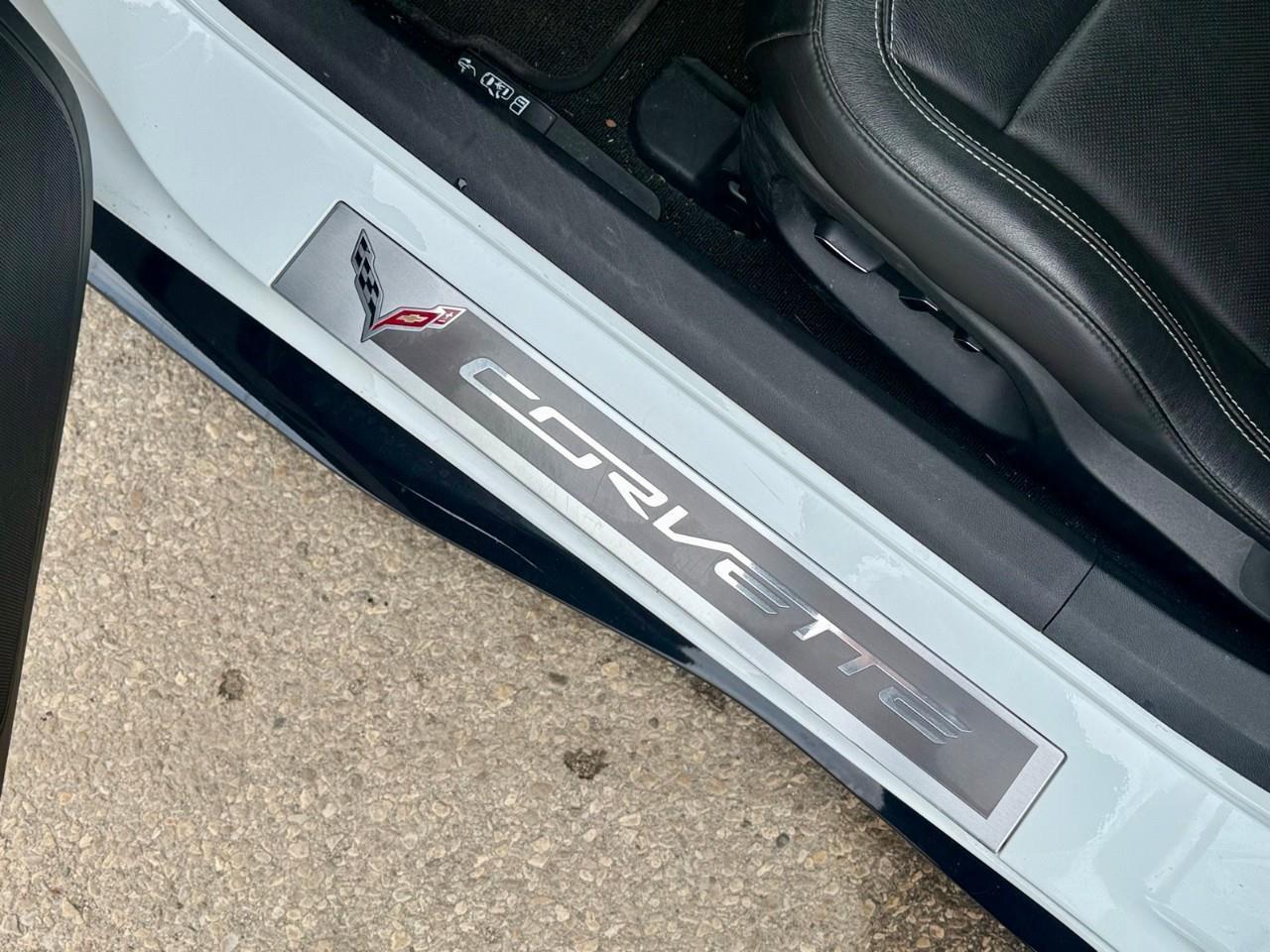 2017 Chevrolet Corvette Stingray 2dr Coupe Photo