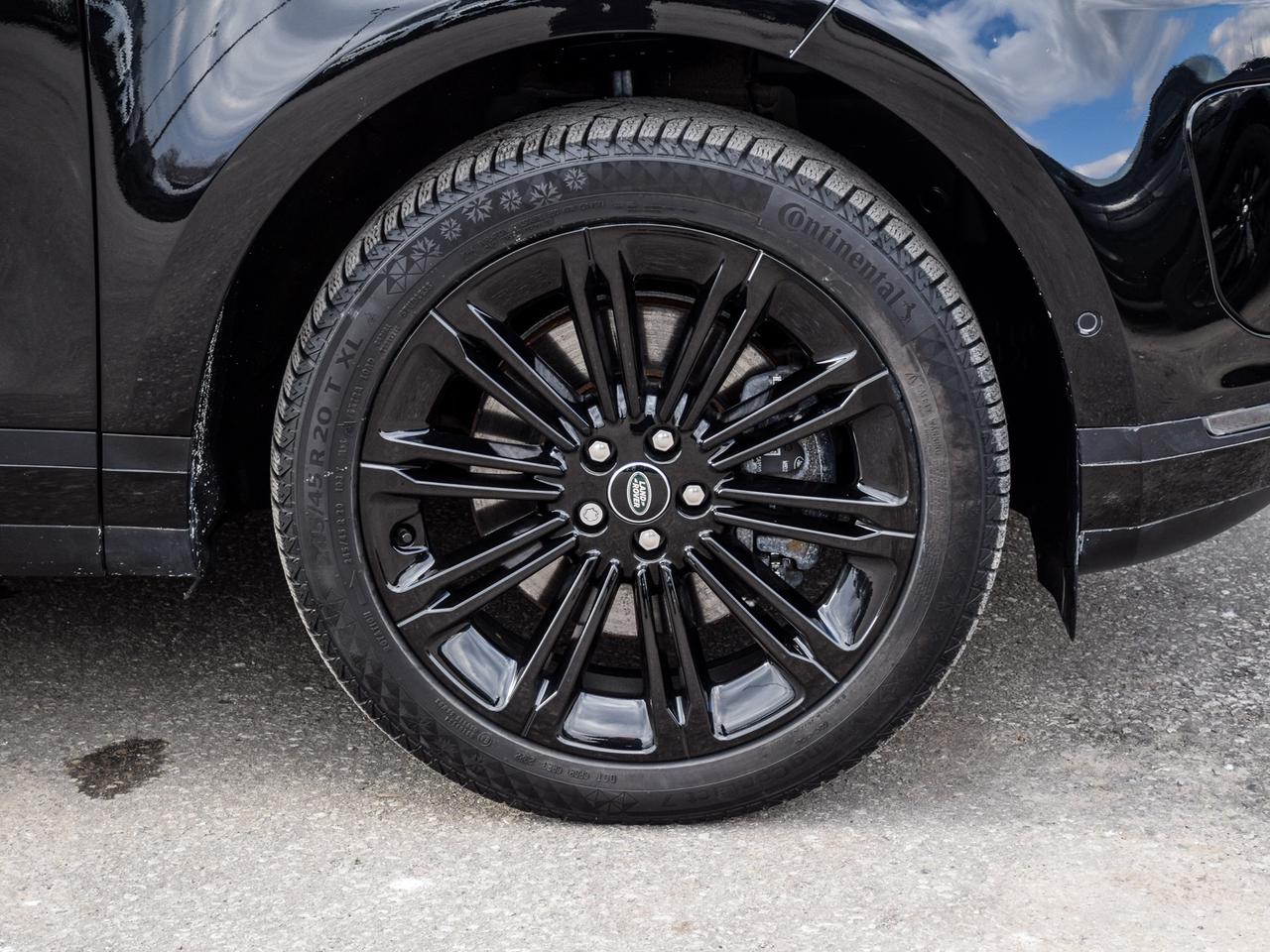 2025 Land Rover Range Rover Evoque S Photo