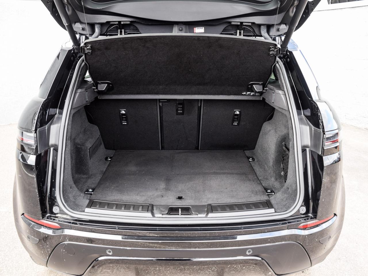 2025 Land Rover Range Rover Evoque S Photo