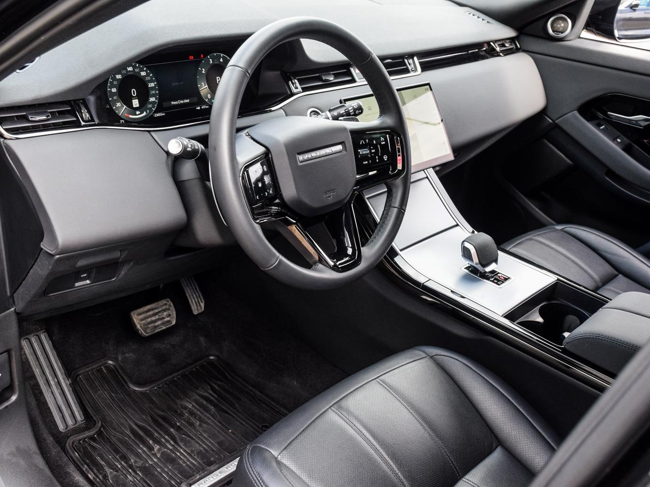 2025 Land Rover Range Rover Evoque S Photo