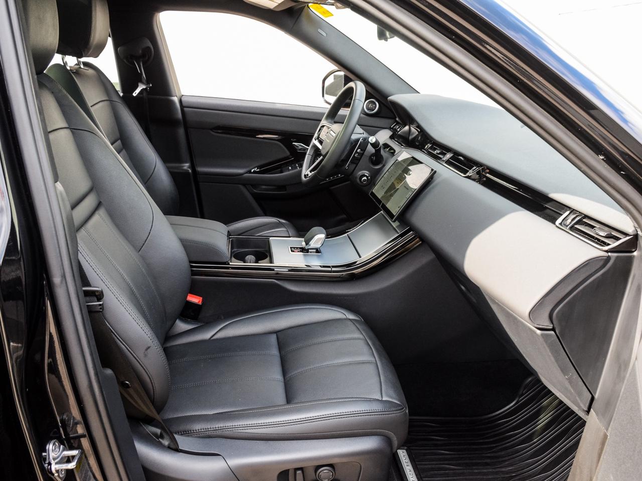 2025 Land Rover Range Rover Evoque S Photo