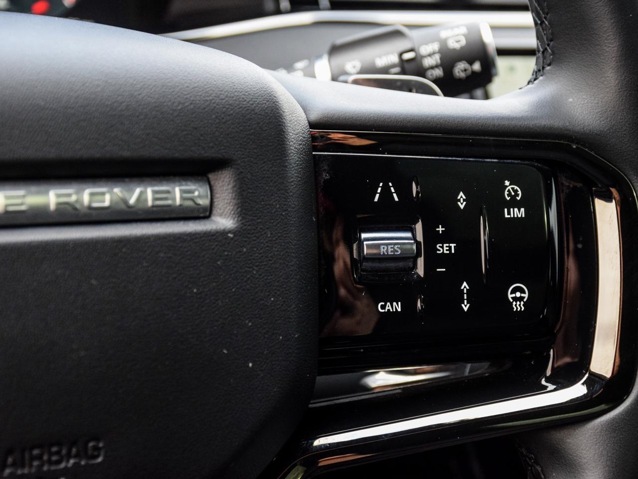 2025 Land Rover Range Rover Evoque S Photo