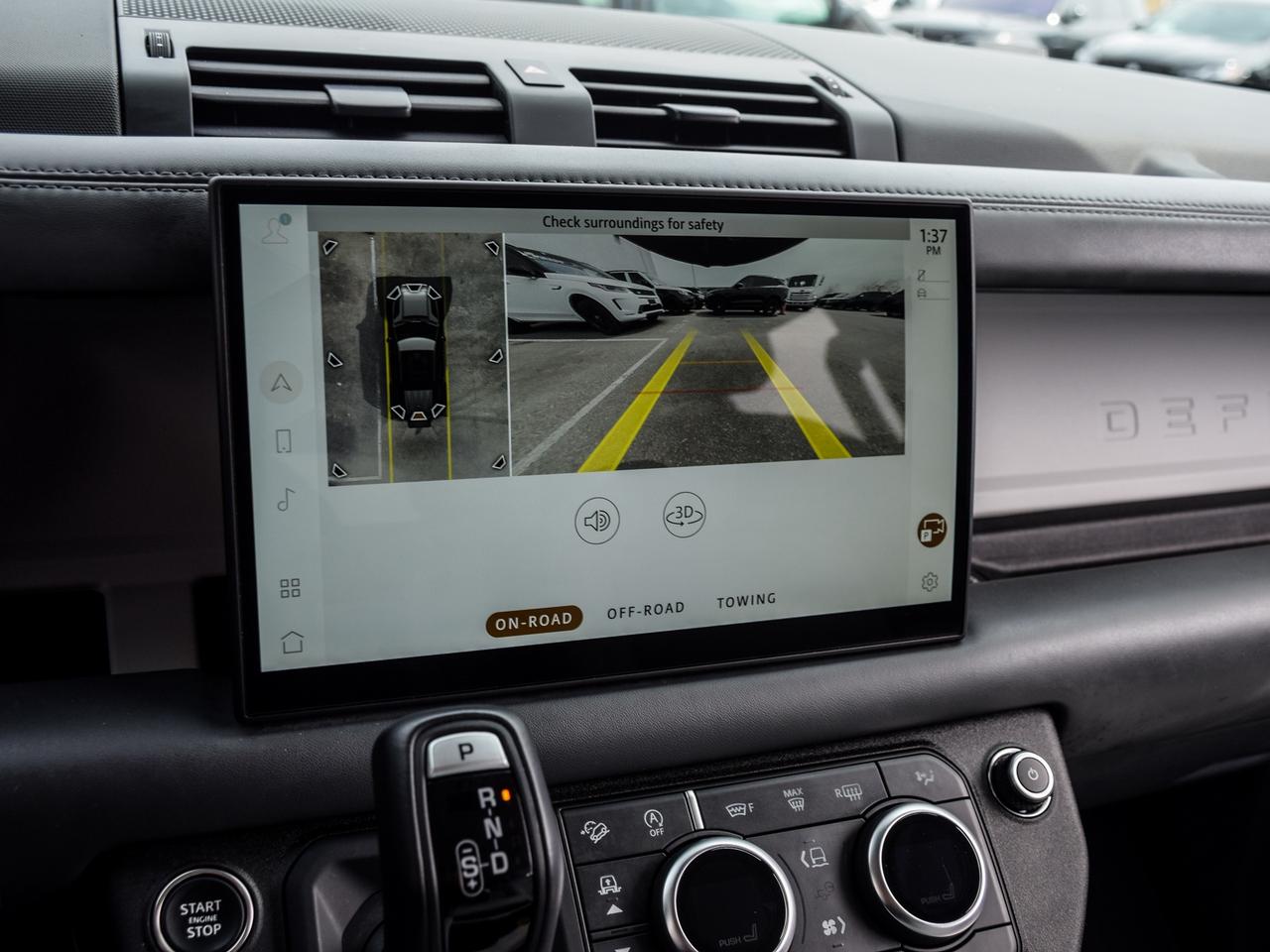 2025 Land Rover Defender X-Dynamic SE Photo