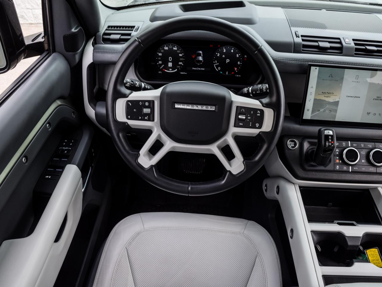 2025 Land Rover Defender X-Dynamic SE Photo