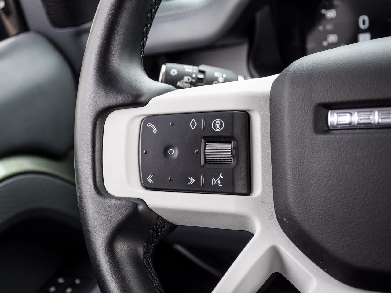 2025 Land Rover Defender X-Dynamic SE Photo