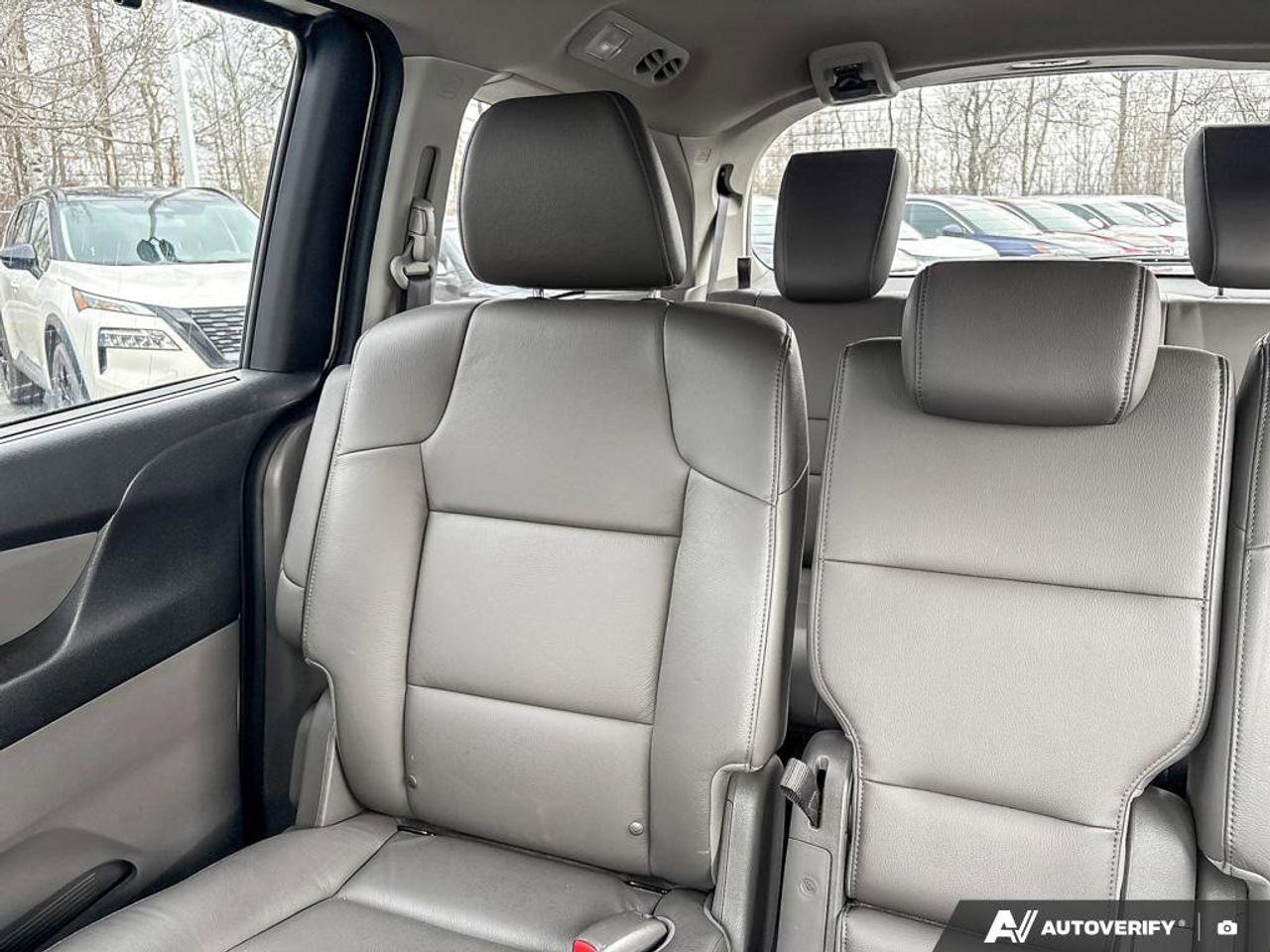 2016 Honda Odyssey Touring (AS-IS) Photo