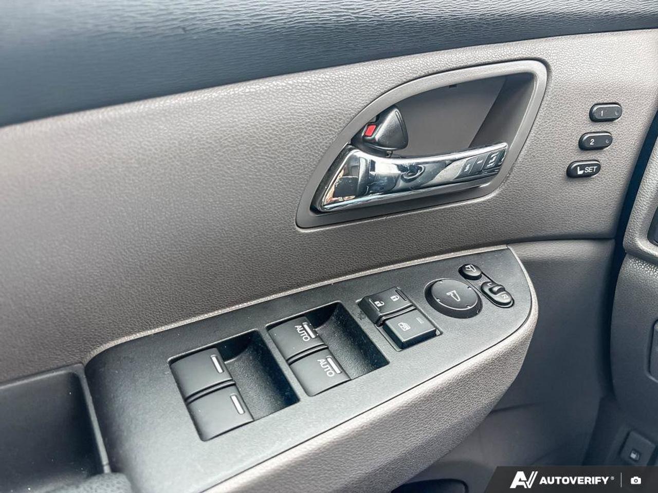 2016 Honda Odyssey Touring (AS-IS) Photo