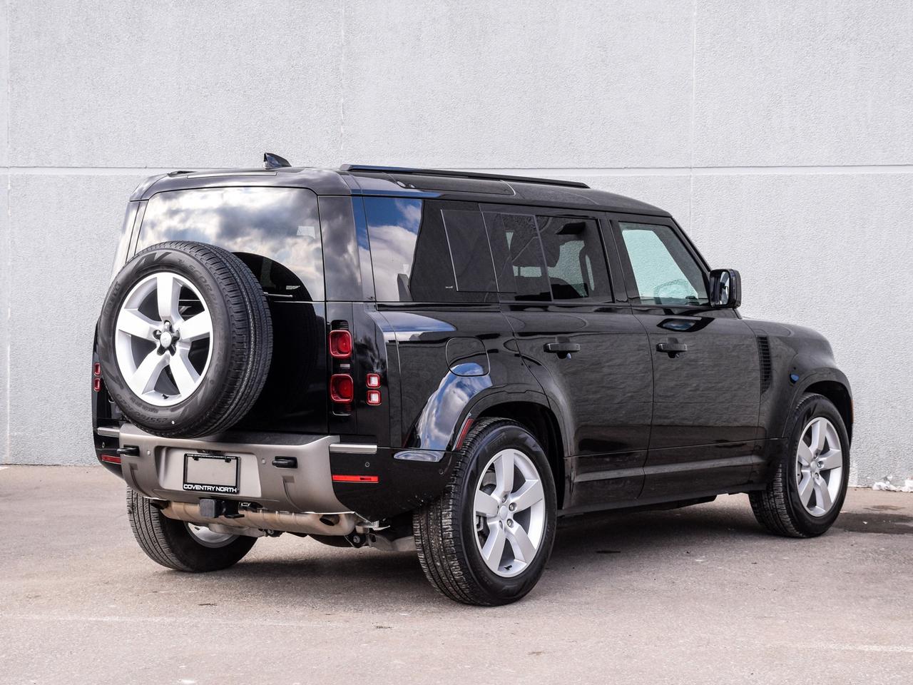 2025 Land Rover Defender X-DYNAMIC SE -DYNAMIC SE Photo
