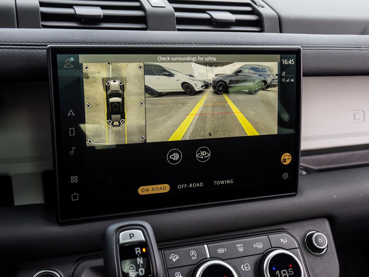 2025 Land Rover Defender X-DYNAMIC SE -DYNAMIC SE Photo