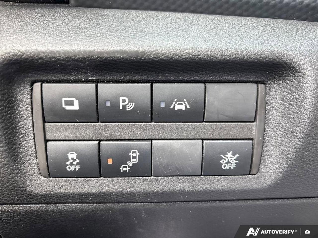 2021 Nissan Kicks S   Apple Car Play   Android Auto Photo