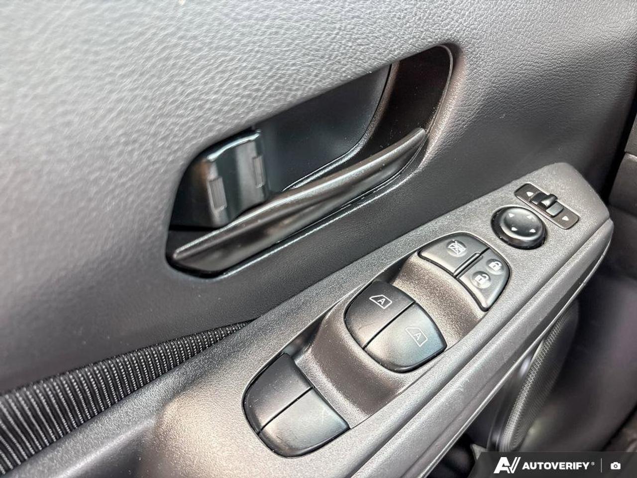 2021 Nissan Kicks S   Apple Car Play   Android Auto Photo