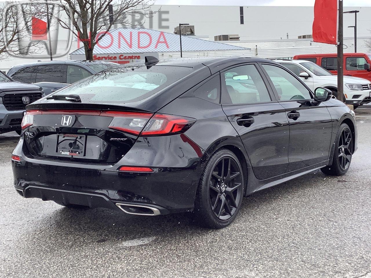 2024 Honda Civic Sport Touring 4dr Hatchback Photo