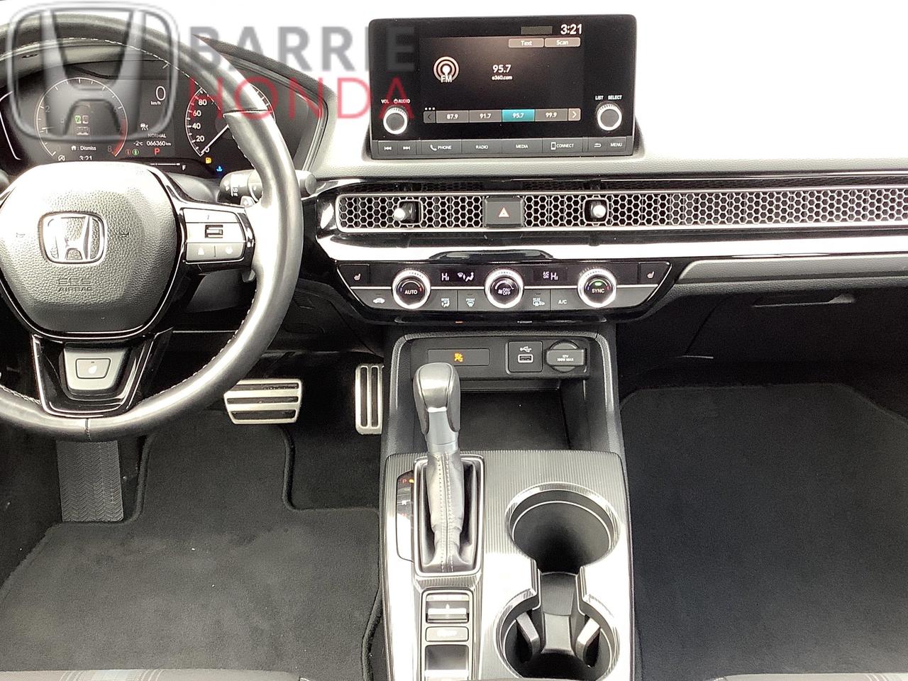 2024 Honda Civic Sport Touring 4dr Hatchback Photo