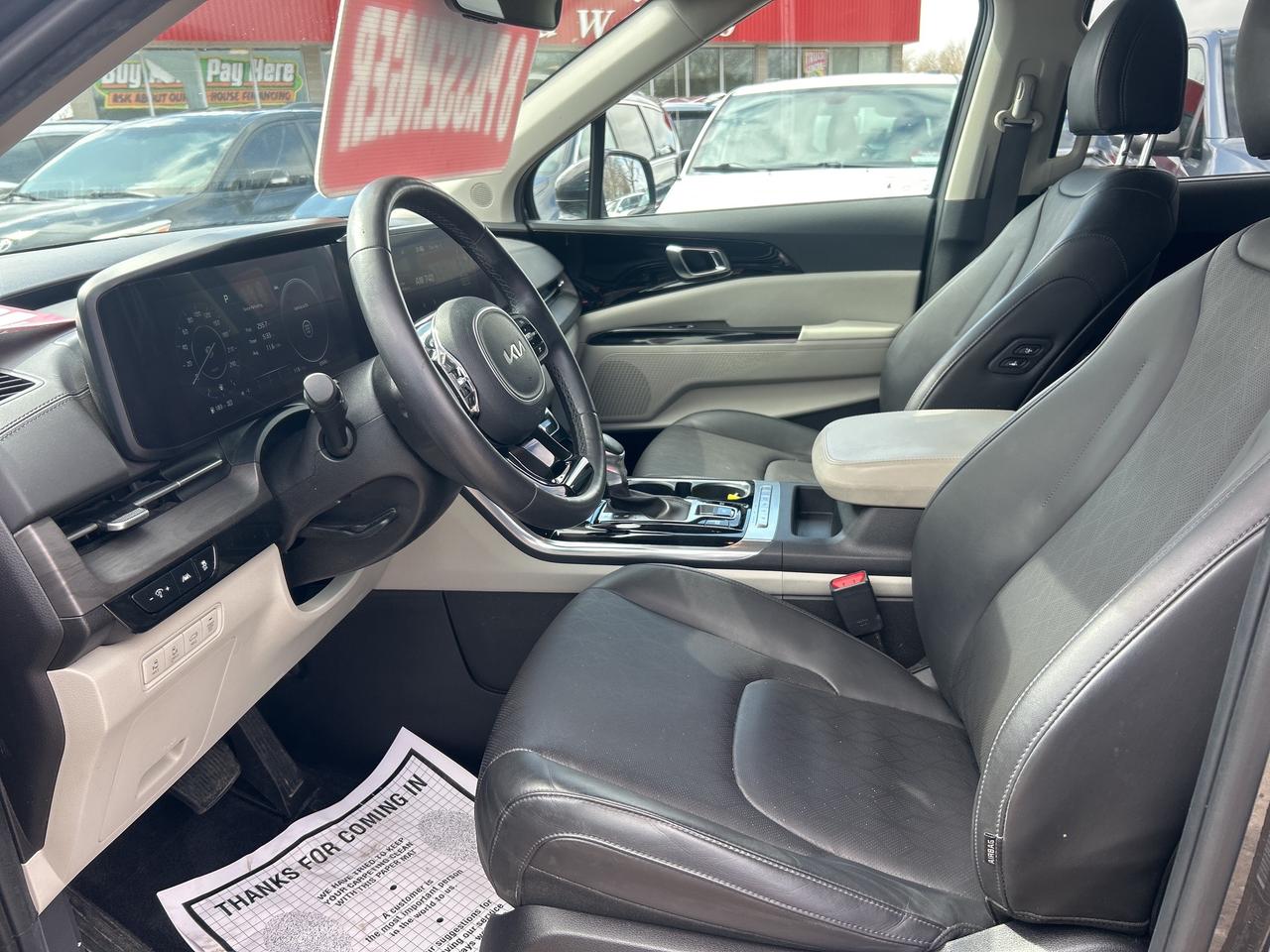 2024 Kia Carnival EX+, 8 PASSENGER, BALANCE OF FACTORY WARRANTY! Photo