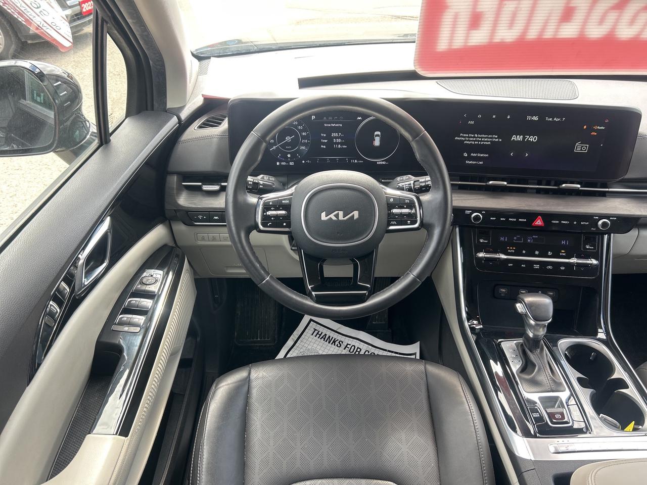 2024 Kia Carnival EX+, 8 PASSENGER, BALANCE OF FACTORY WARRANTY! Photo