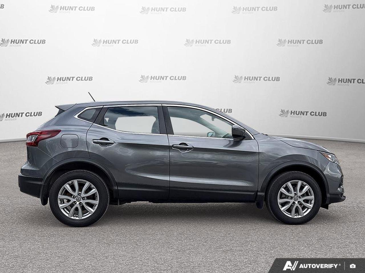 2023 Nissan Qashqai S   Heated Seats   Apple CarPlay   Alloy Rims Photo