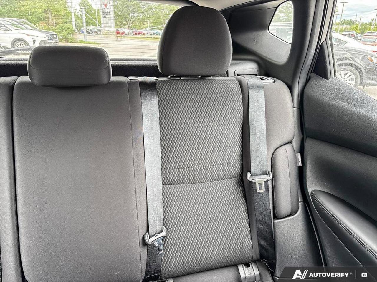 2023 Nissan Qashqai S   Heated Seats   Apple CarPlay   Alloy Rims Photo