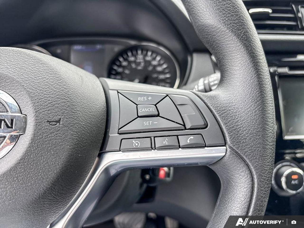 2023 Nissan Qashqai S   Heated Seats   Apple CarPlay   Alloy Rims Photo
