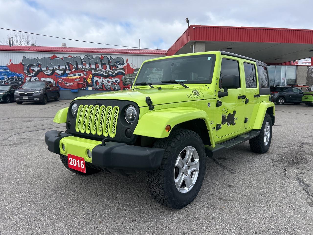 2016 Jeep WRANGLER UNLIMITED SAHARA, AUTO, HEATED SEATS, NAV! Photo