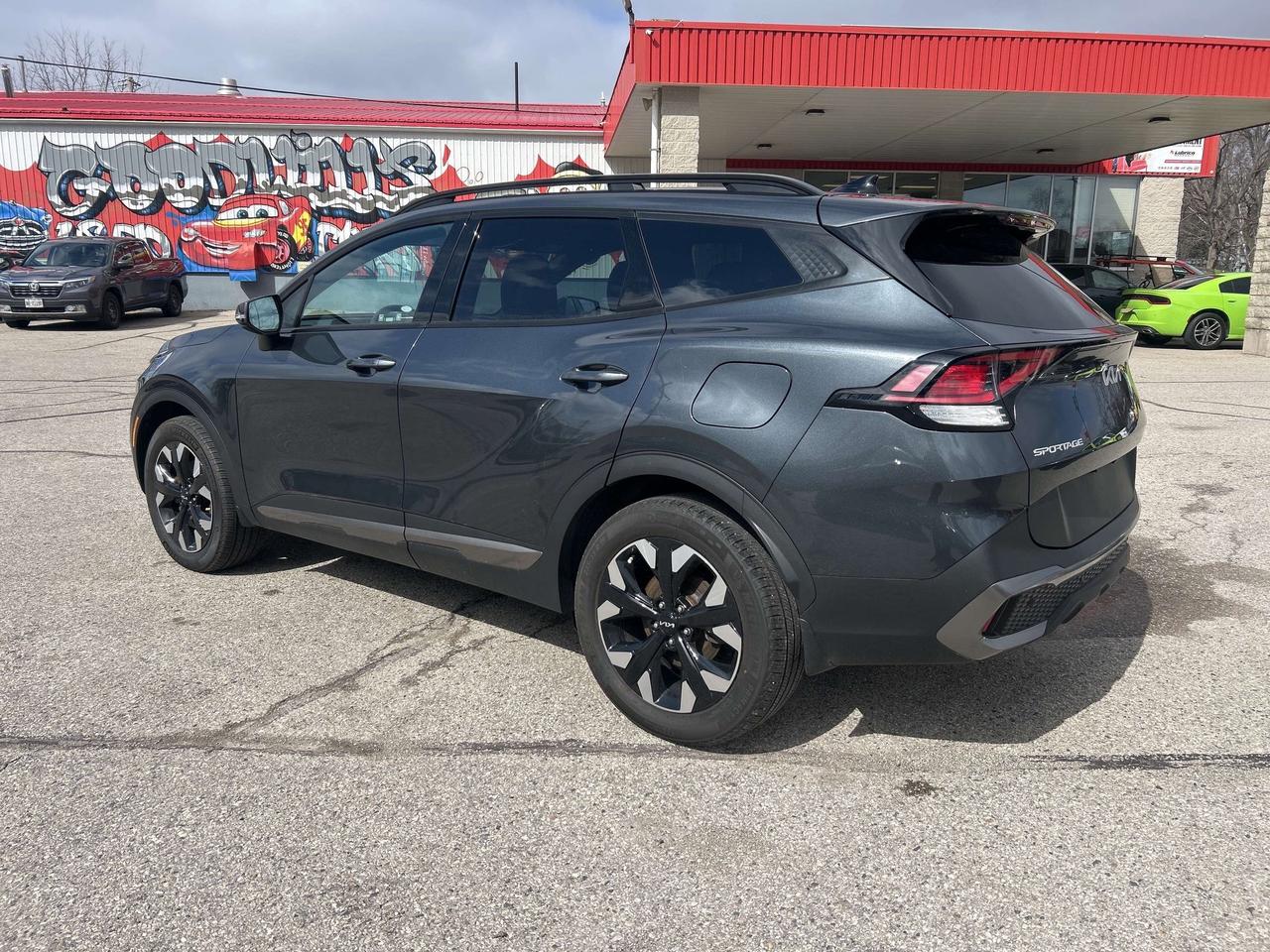 2023 Kia Sportage X-LINE, CLEAN CARFAX, HEATED LEATHER, REMOTE START Photo