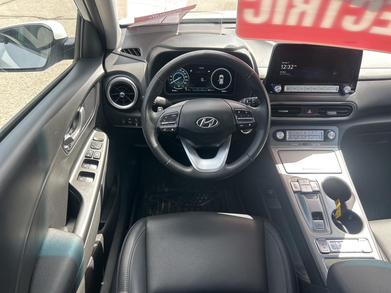 2023 Hyundai KONA electric ELECTRIC, CLEAN CARFAX, HEATED/ COOLED LEATHER! Photo