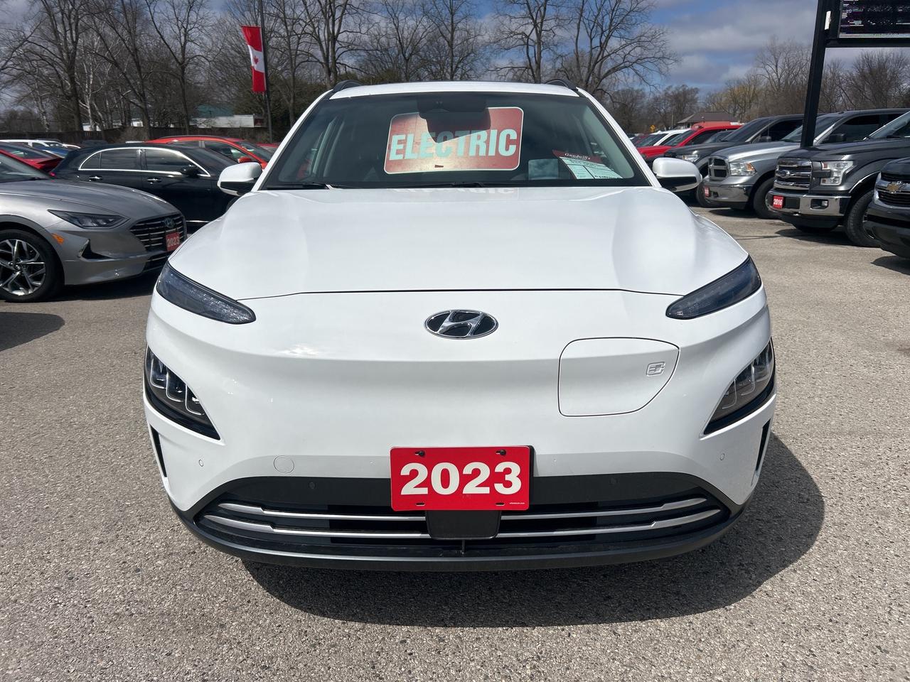 2023 Hyundai KONA electric ELECTRIC, CLEAN CARFAX, HEATED/ COOLED LEATHER! Photo