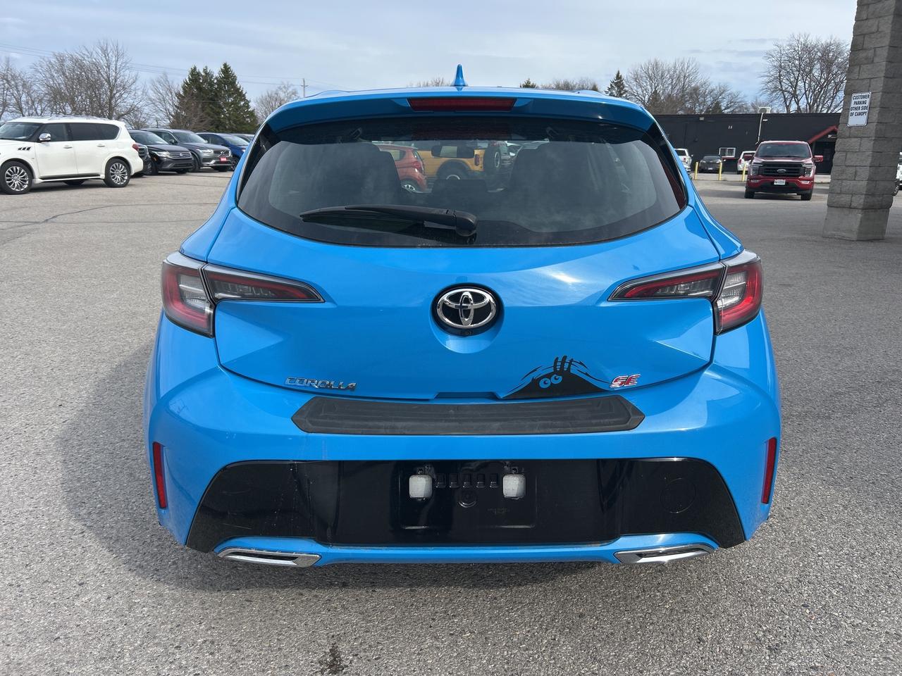 2021 Toyota Corolla Hatchback AUTO, CLEAN CARFAX, BACK UP CAMERA, HEATED SEATS! Photo4