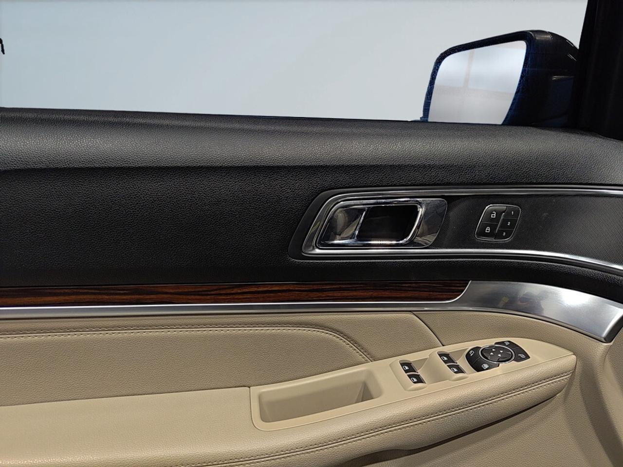 2019 Ford Explorer 7 Seater Limited/NAVi/Sunroof/Drive Assist/Leather Photo