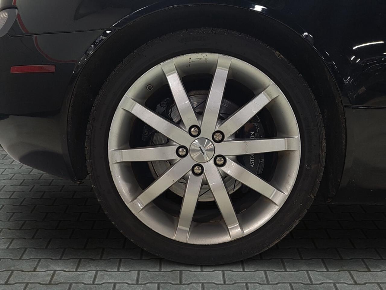 2005 Aston Martin DB9 V12/ The real Deal/ Very Well maintained / Own it Photo