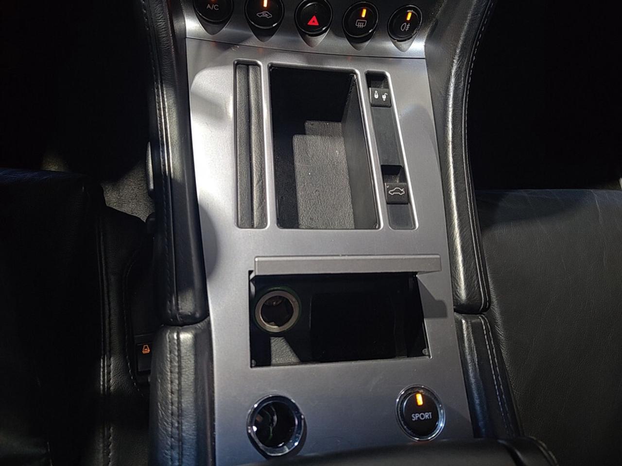 2005 Aston Martin DB9 V12/ The real Deal/ Very Well maintained / Own it Photo