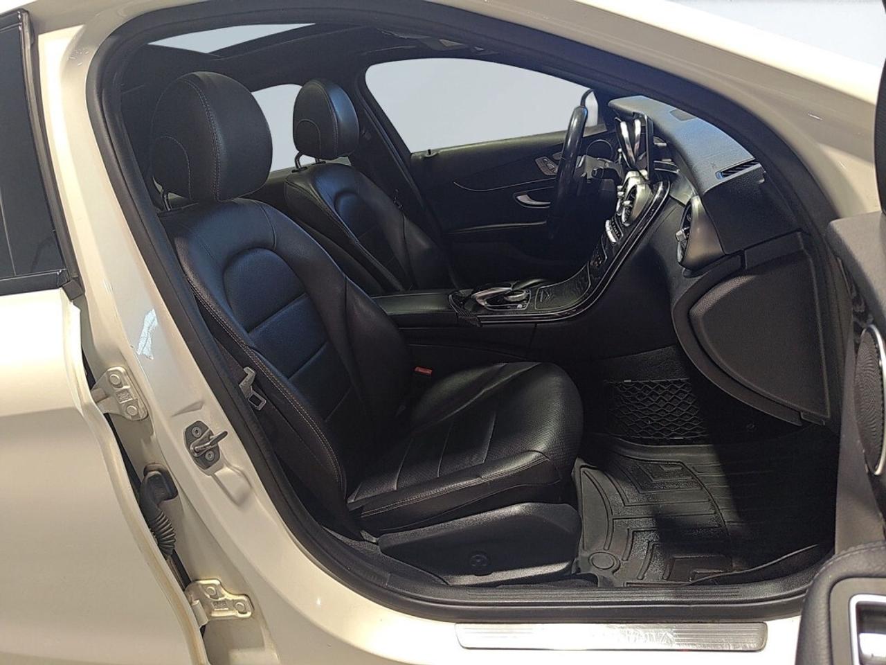 2019 Mercedes-Benz C-Class AMG Pkg C 300 4MATIC /NAVI/Sunroof/Leather/Drive A Photo