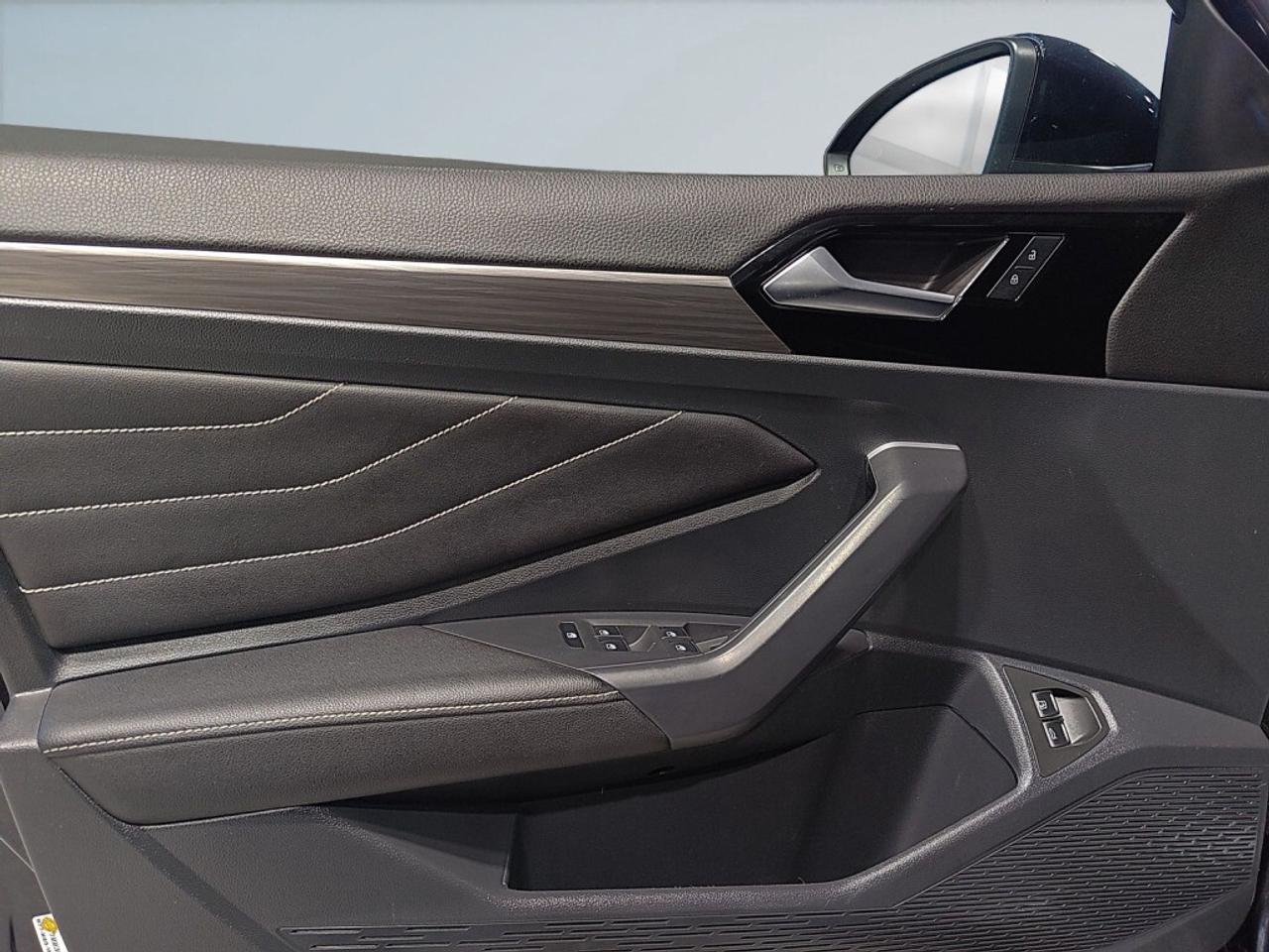 2023 Volkswagen Jetta Highline/Leather/Sunroof/NAVI/Lane Assist/Android Photo