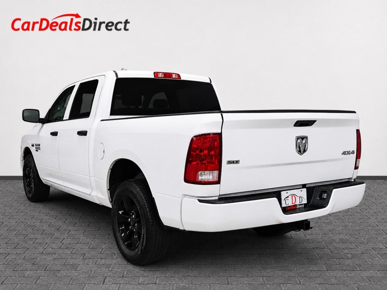 2023 RAM 1500 Classic SLT/5.7L HEMI /NAVI/Android/Big Screen/Clean Carfa Photo4