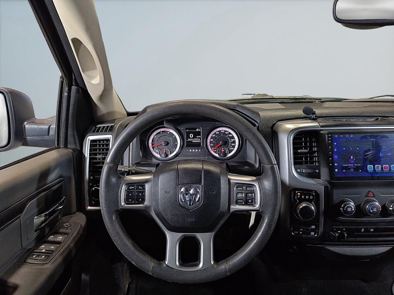2023 RAM 1500 Classic SLT/5.7L HEMI /NAVI/Android/Big Screen/Clean Carfa Photo