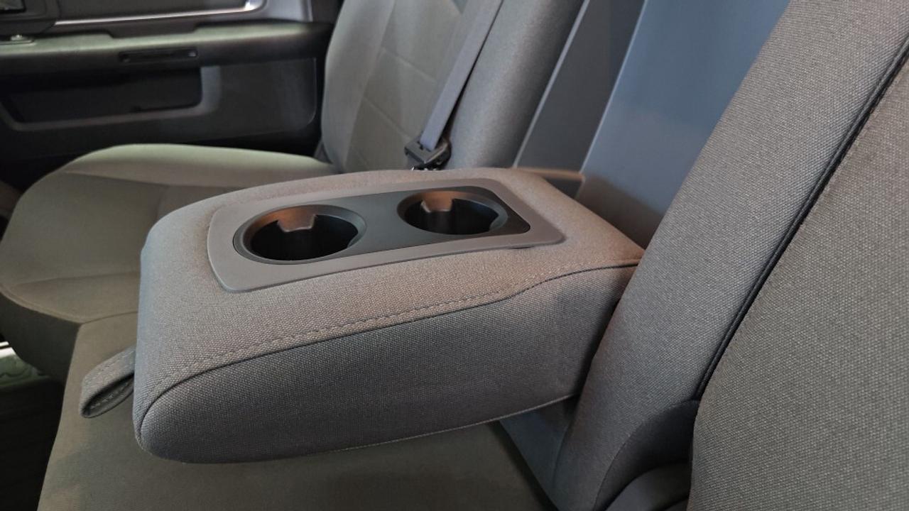 2023 RAM 1500 Classic SLT/5.7L HEMI /NAVI/Android/Big Screen/Clean Carfa Photo