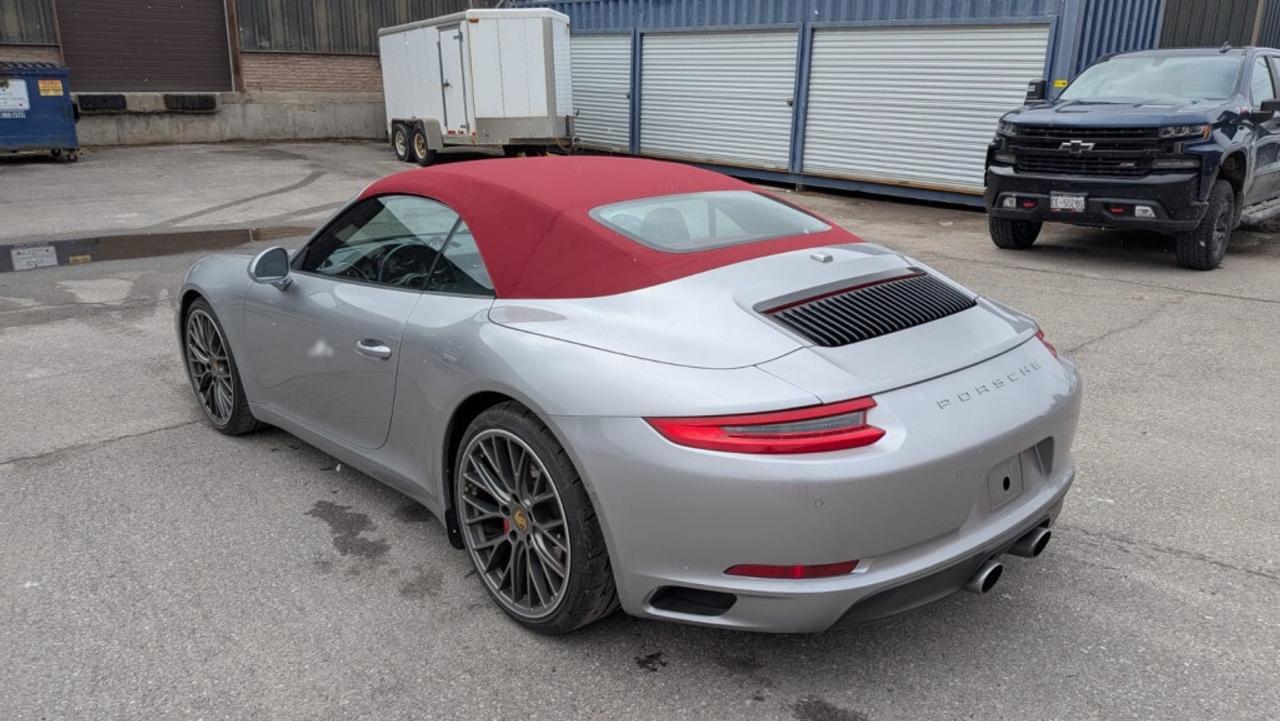 2017 Porsche 911 Carrera S / Exceptionally maintained/Excellent Con Photo