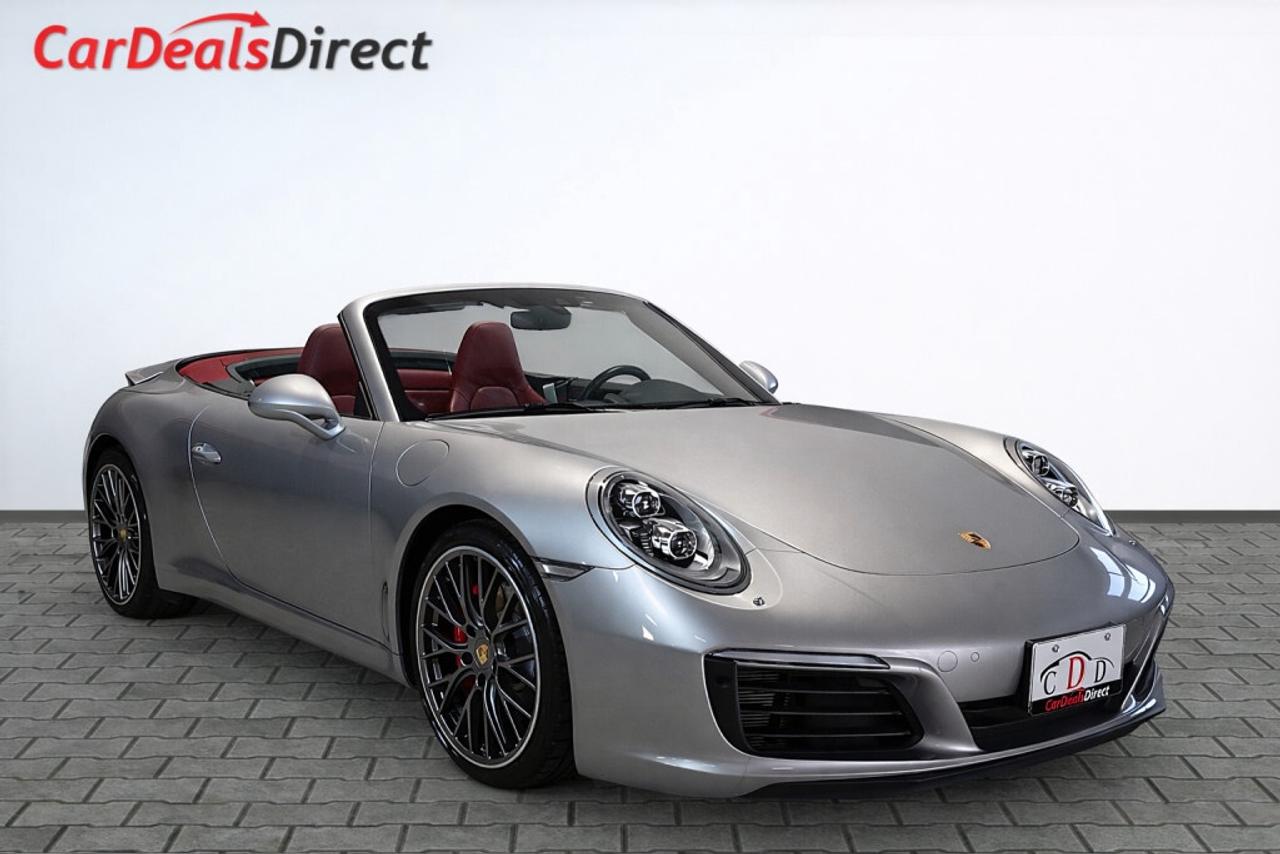 2017 Porsche 911 Carrera S / Exceptionally maintained/Excellent Con Photo0