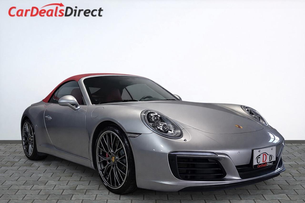 2017 Porsche 911 Carrera S / Exceptionally maintained/Excellent Con Photo